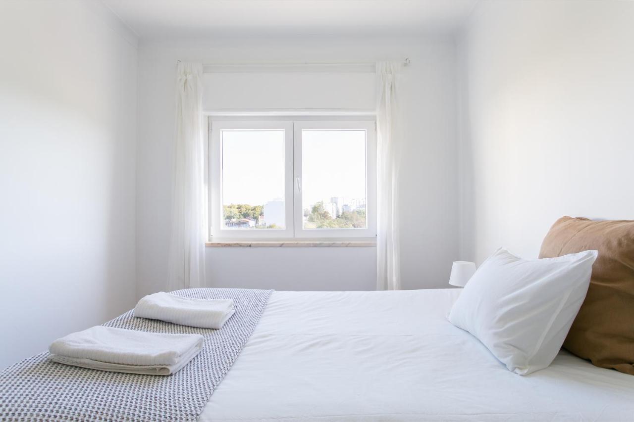 Apartamento Central Setubal Sossegado E Com Luz エクステリア 写真