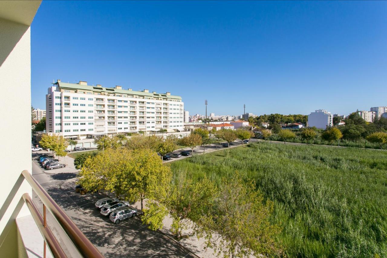 Apartamento Central Setubal Sossegado E Com Luz エクステリア 写真